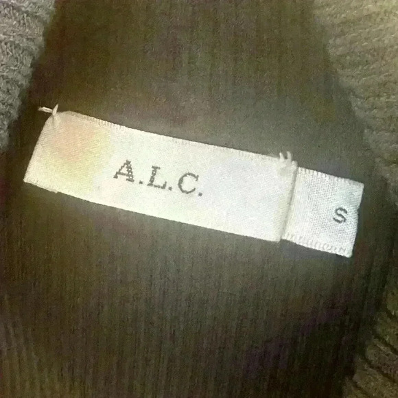 A.L.C. “West” Turtleneck Dress With Cut-Out Shoulder Dark Green Small NWOT! - Picture 7 of 8